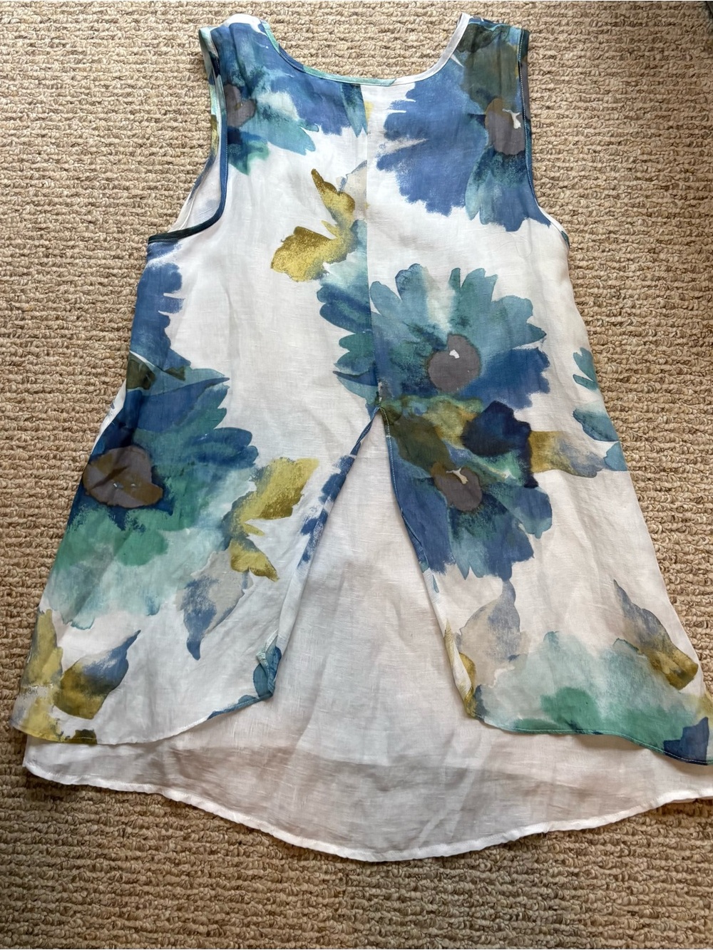 Boho Chic Lagenlook Abstract Habitat Floral Watercolor Sleeveless Tunic - Picture 5 of 5